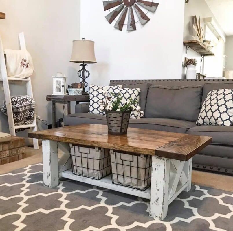 DIY-farmhouse-coffee-table