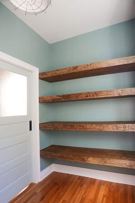 Fill-An-Alcove-With-Floating-Shelves